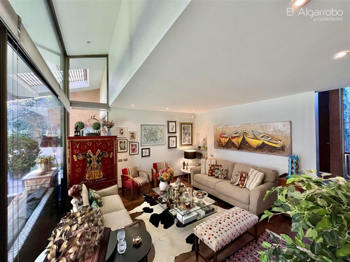 Impecable Casa En Venta 4 Dorm En Lo Barnechea