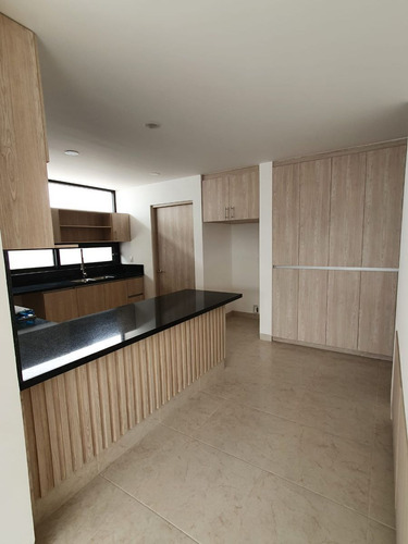 Residencia En Portanova, De Autor, Jardín, Sala Tv, 3 Recamaras, De Lujo