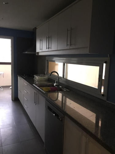 Imagen 6 de 11 de Espectacular Apartamento En Venta En Carrasco. Con Jardin. (ref: Bon-2605)