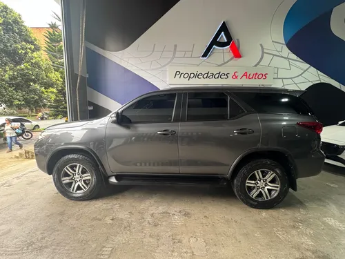 Toyota Fortuner 2.8