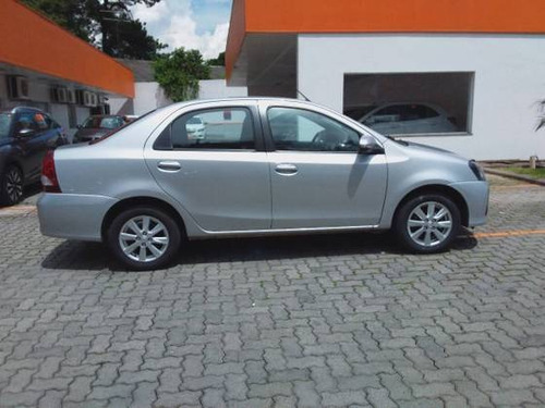 Imagem 10 de 10 de Toyota Etios 1.5 X Plus Sedan 16v Flex 4p Automático