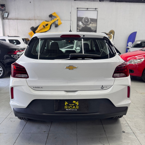 Chevrolet Onix HATCH 10MT LT2