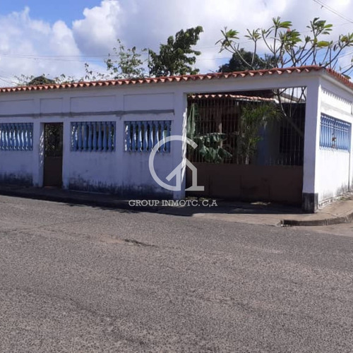 Imagen 1 de 7 de Group Inmotc Vende Casa En Vista Al Sol, Ruta 3 - San Félix 