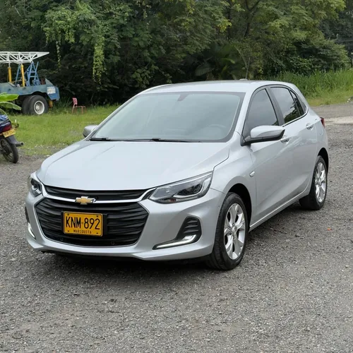 Chevrolet Onix 1.0T Premier Hatch At