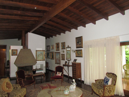 Imagen 17 de 30 de Se Vende Casa 800m2 4h/6b/4p Lomas Del Mirador 9214