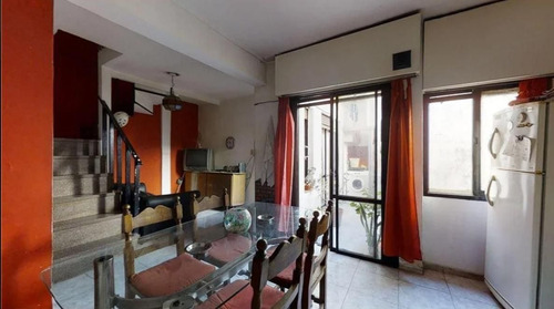 Imagen 2 de 15 de Ph En Venta En Paternal