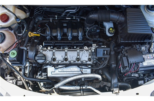 Imagem 13 de 14 de Volkswagen Voyage 1.6 Msi Totalflex 4p Manual