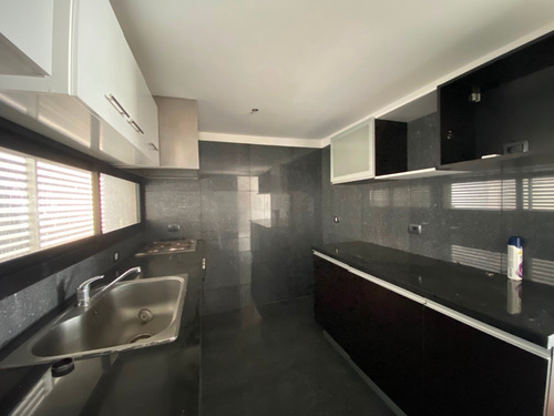 Imagen 6 de 14 de Venta Con Renta - Apartamento Loft - Buceo - 1 Dormitorio