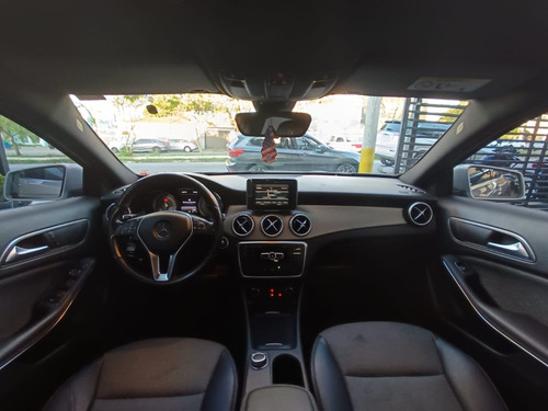 Mercedes-Benz Classe GLA 1.6 Advance Turbo Flex 5p