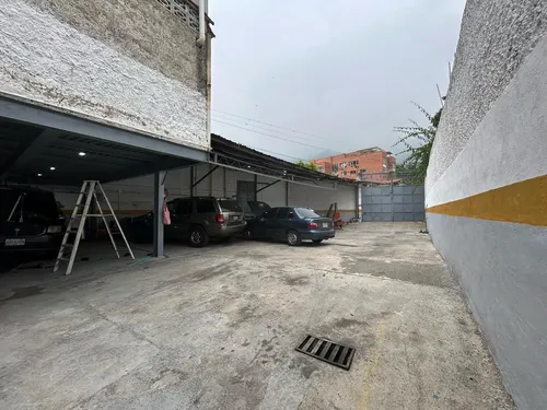 Local Comercial Country Club Cs