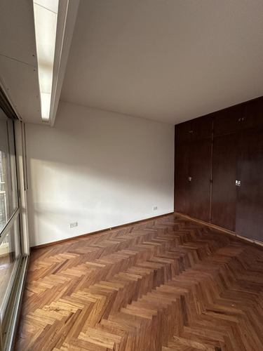 Departamento Tres Dormitorios Amplio Impecable Doble Balcón Abasto Parrillero