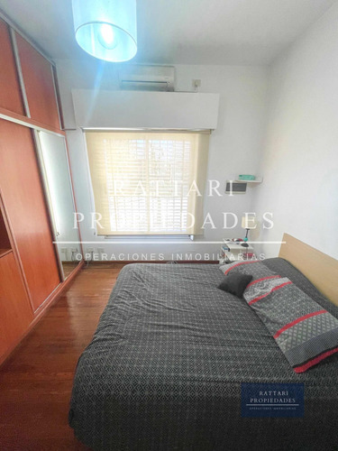 Venta Casa 5 Ambientes Con Parque Y Piscina En Haedo. Excelente Propiedad
