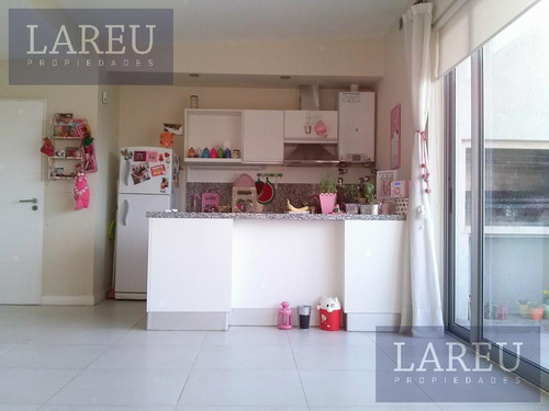 Departamento De 2 Ambientes En Venta - Condominio Civis