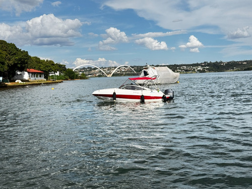 Lancha Focker 205 Com 139 Horas Ano 2013