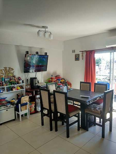 Imagen 1 de 8 de Departamento 2 Ambientes En Villa Ballester