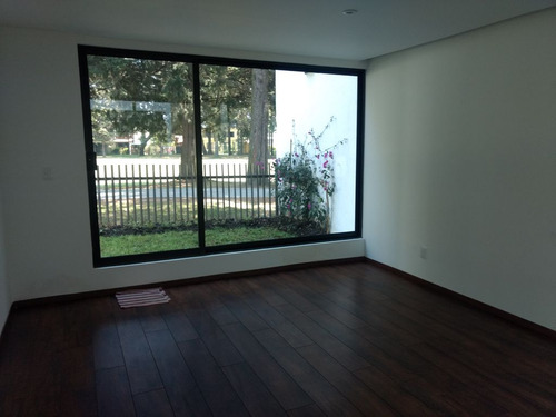 Venta Casa En San Carlos Metepec