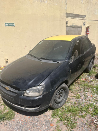 Chocado Incendio Parcial Chevrolet Classic 2015 C/repuestos