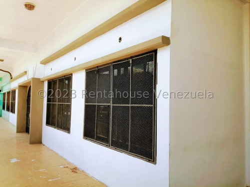 En Venta Local Comercial En Coro