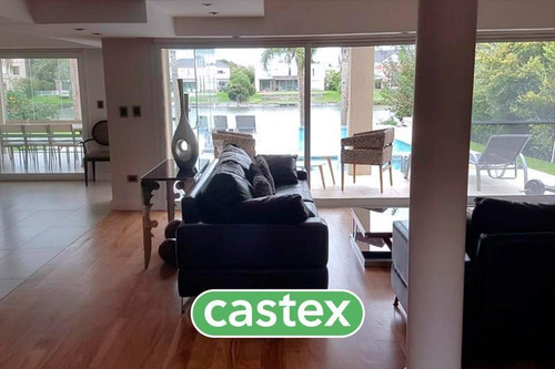 Imagen 4 de 19 de Casa Al Agua En Venta En Castores, Nordelta
