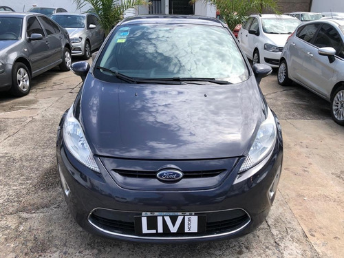 Imagen 8 de 25 de Ford Fiesta Kinetic Design Titanium 1.6 Año2013 - Liv Motors