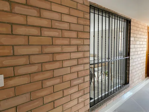 Apartamento En Laureles Cerca Al Primer Parque (a)
