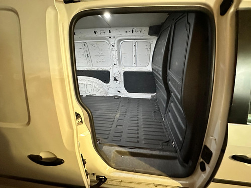 Volkswagen Caddy 1.6 Maxi Mt