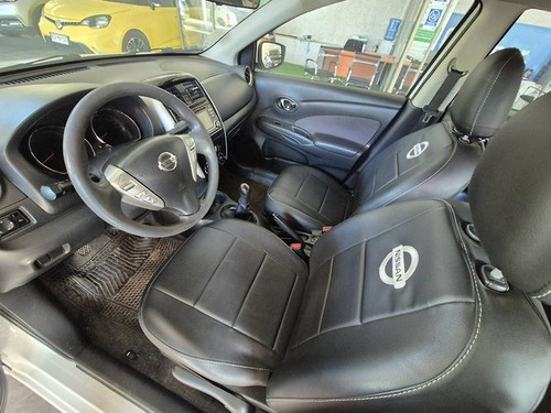Nissan Versa 1.6 Sense