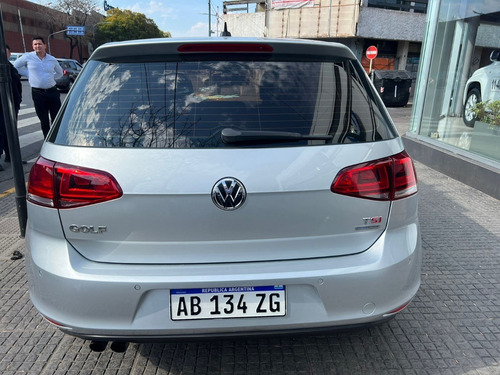 Imagen 5 de 18 de Volkswagen Vw Golf 1.4 Highline Tsi Dsg My 2017