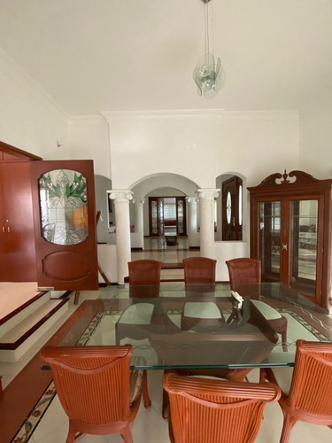 Residencia Lomas De Cocoyoc 5r 5b 4e Alberca Super Jardin
