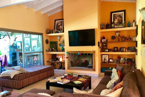 Venta - Casa En El Buen Retiro - Bayugar Negocios Inmobliliarios
