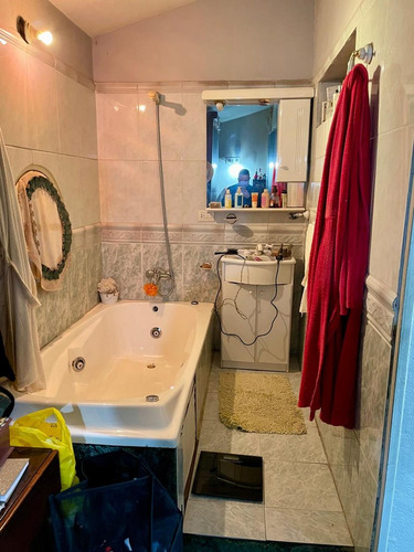 Se Vende Casa Con Pileta + Departamento