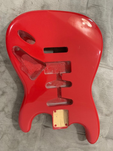 Corpo Guitarra Modelo Stratocaster Em Nitrocelulose