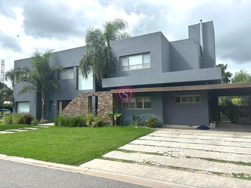 Casa En Alquiler En Barrio La Pradera