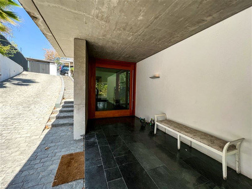 Casa En Venta De 9 +3 Dormitorios Sector Lo Curro, Vitac