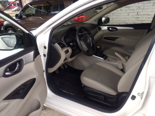 Imagen 6 de 11 de Nissan Sentra 2018 1.8 Sense Mt