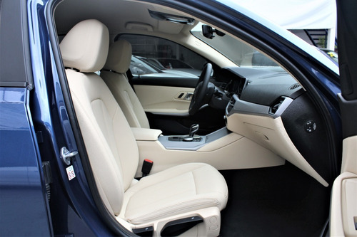 Imagen 5 de 7 de Bmw 320i At 2021 Con 2,000 Kilometros Equipo Adicional