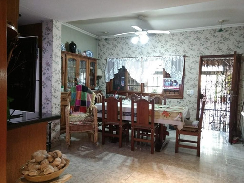 Imagen 14 de 27 de Casa 6 Ambientes En Caseros, Tres De Febrero
