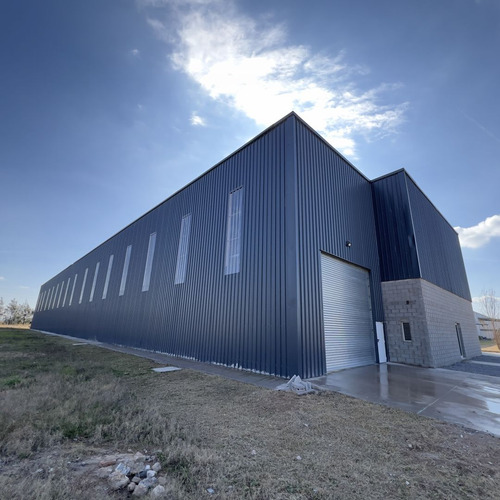 Nave Industrial En Parque Cañuelas
