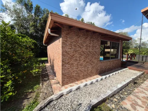 Vendo Moderna Casa Campestre En Llanogrande