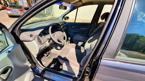 Renault Scénic 2.0 L Luxe 2008