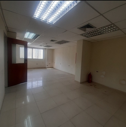 Imagen 11 de 25 de Yosmar & Fernando Venden Edificio Comercial En Urb. Alegria. Lemed - 008 Solo Clientes