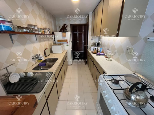 Apartamento De 3 Dormitorios En Torres Del Plata , Punta Del Este , Playa Barava