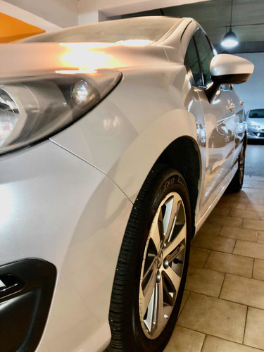 Imagen 3 de 11 de Peugeot 308 2018 1.6 Feline Thp 165cv