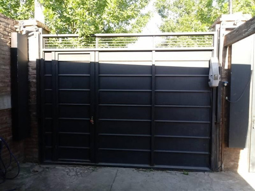Venta Casa 3 Dormitorios - Ibarlucea - Excelente Inmueble