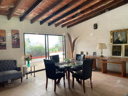 Venta Casa Lomas De Atzingo - V293