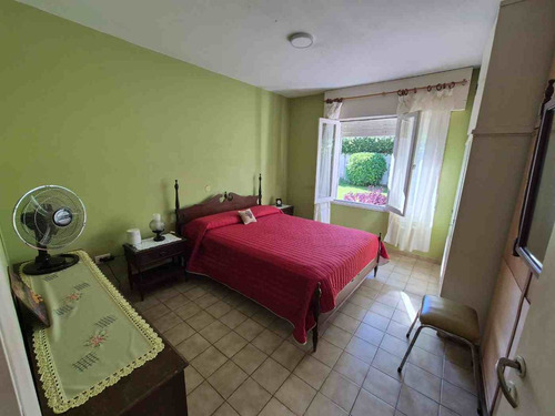 Se Vende Hermosa Casa En Arguello - 4 Dormitorios!