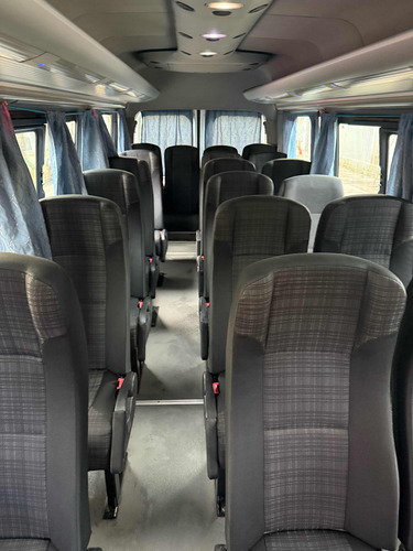Traslados De Pasajeros En Minibús De 19 Sprinter