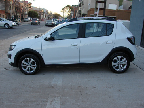 Imagen 8 de 21 de Renault Sandero Stepway Privilege Gnc Año 2017 Impecable !!