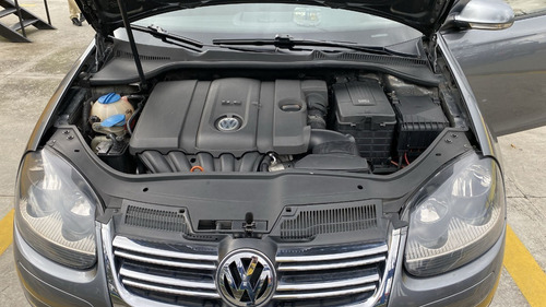 Imagen 14 de 15 de Volkswagen Bora Prestige
