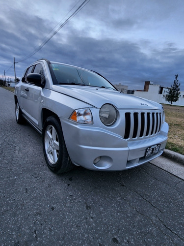 Imagen 2 de 11 de Jeep Compass 2007 2.4 Limited